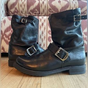 Frye Veronica Short barely worn, no box